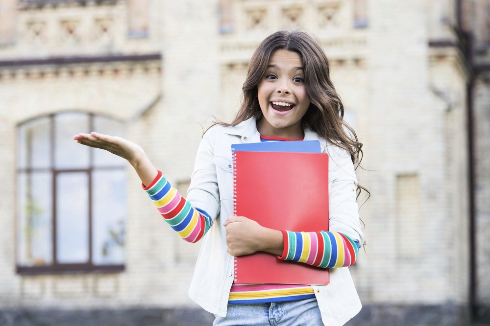 Bambini plusdotati cosa fare? Soluzioni e proposte Bambini plusdotati cosa fare? Soluzioni e proposte