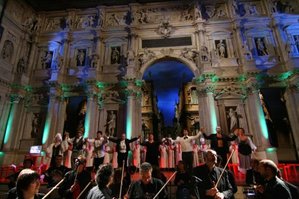 L’Orchestra di Padova e del Veneto all’Olimpico co L’Orchestra di Padova e del Veneto all’Olimpico co
