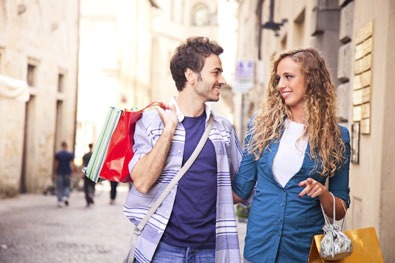 Focus On: Shopping: guida ai migliori outlet Focus On: Shopping: guida ai migliori outlet